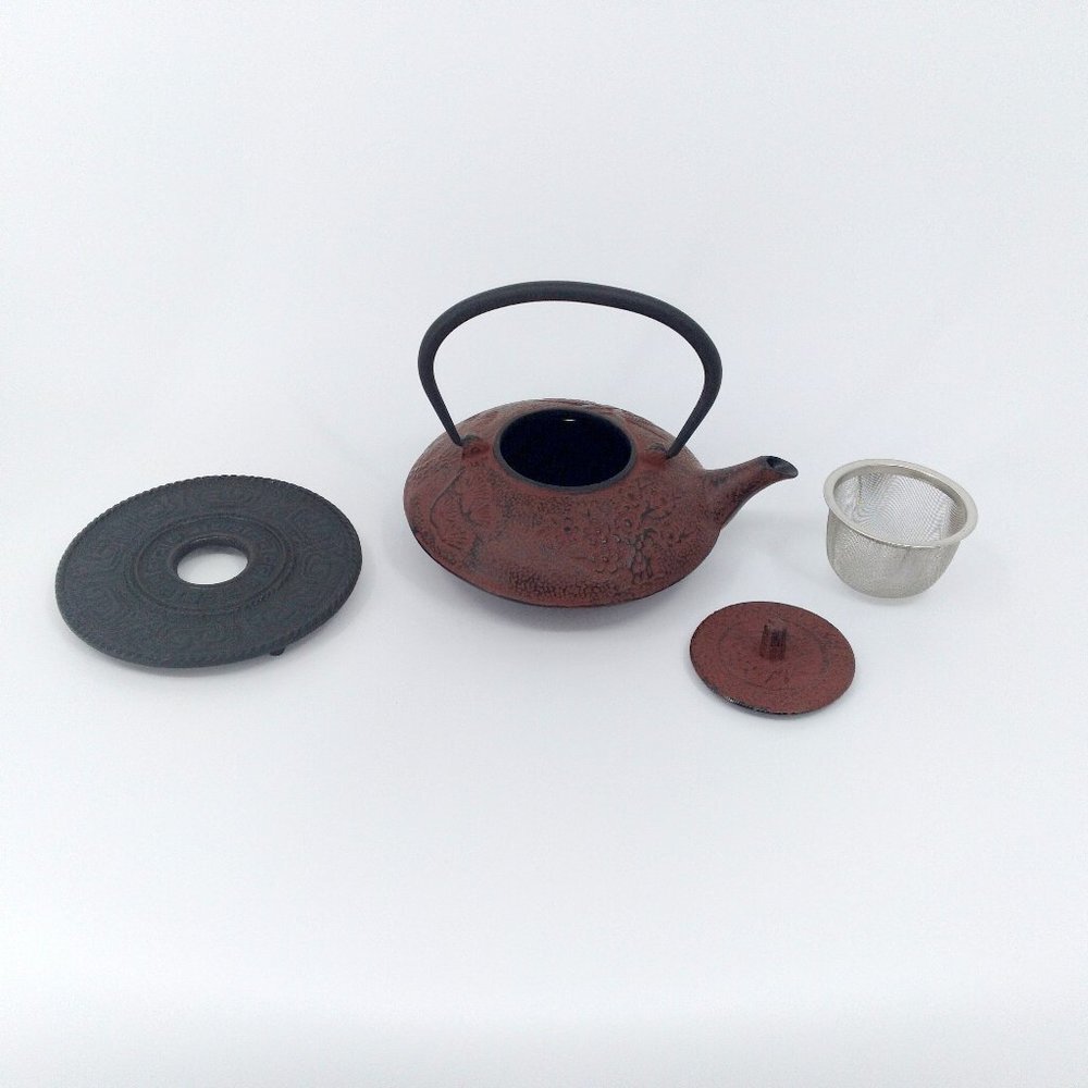 Tea Junction Cast Iron Japanese Teapot Bamboo Motif